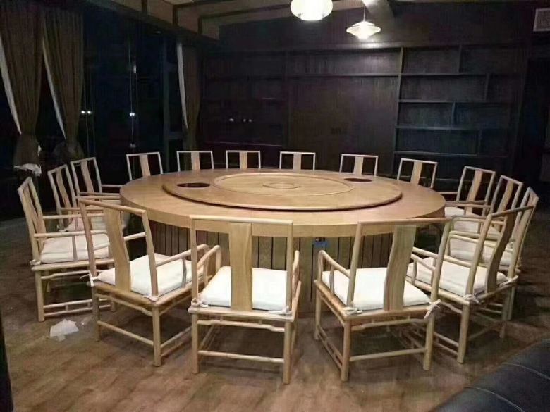 實(shí)木大圓桌.jpg